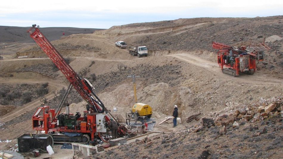 Gigante sudafricano compra mina de oro en Santa Cruz